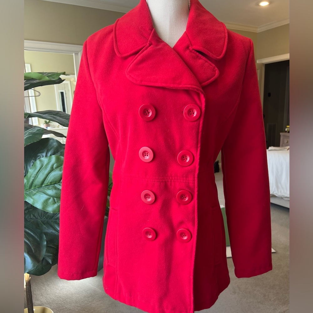 ☃️ Rue 21 Red Peacoat. Size M